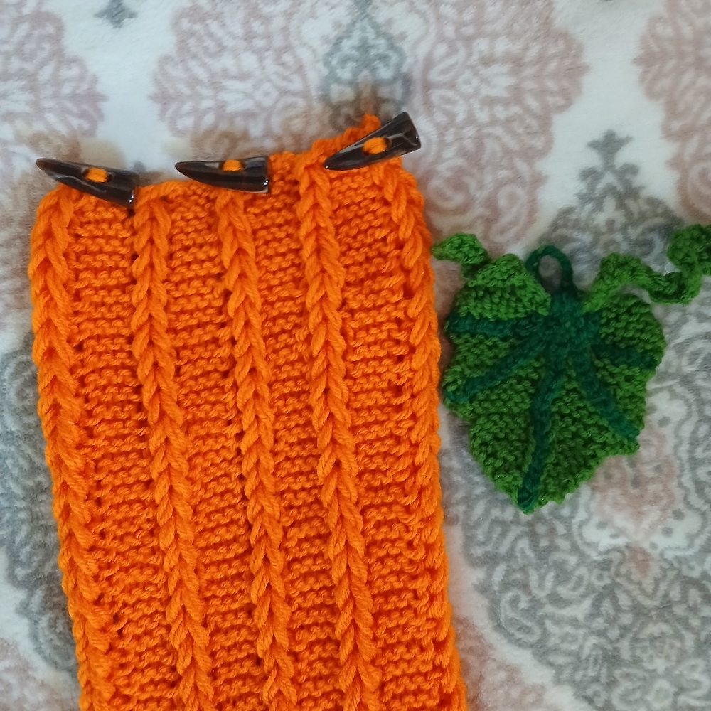 Dragon Wing Cowl Scarf - Pumpkin - Picture 7 of 8